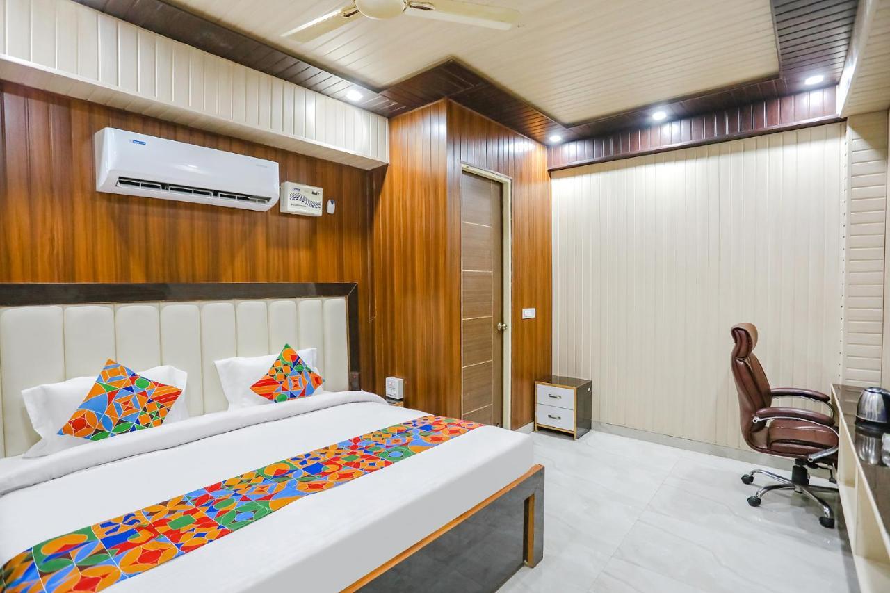 Fabhotel Jms Residency Дехрадун Экстерьер фото